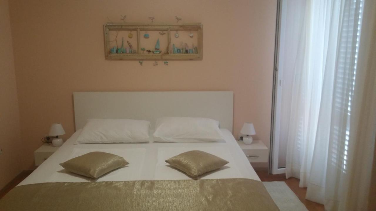 Rooms Vukusic Rab Town Room photo