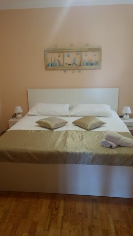 Rooms Vukusic Rab Town Exterior photo