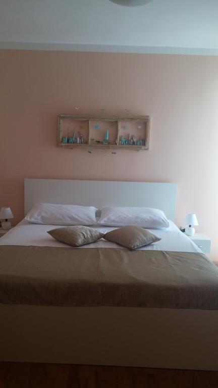 Rooms Vukusic Rab Town Room photo