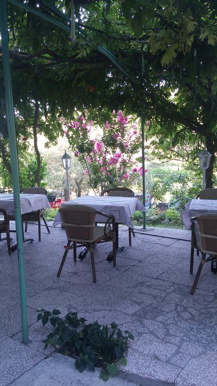 Rooms Vukusic Rab Town Exterior photo