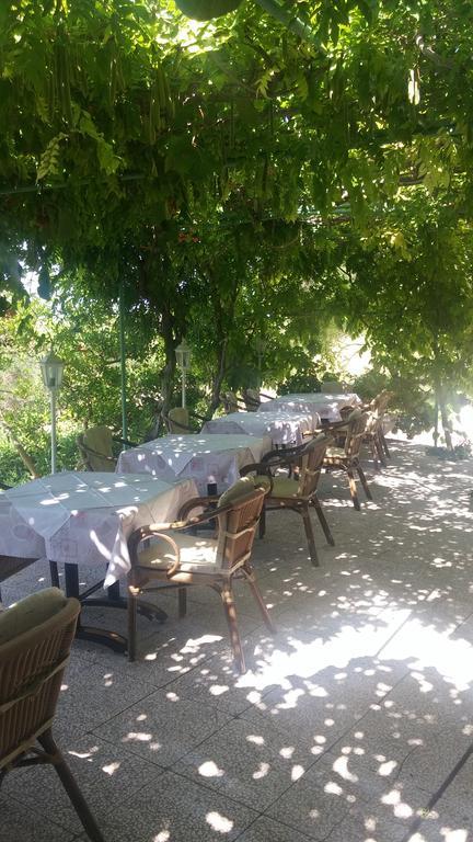 Rooms Vukusic Rab Town Exterior photo
