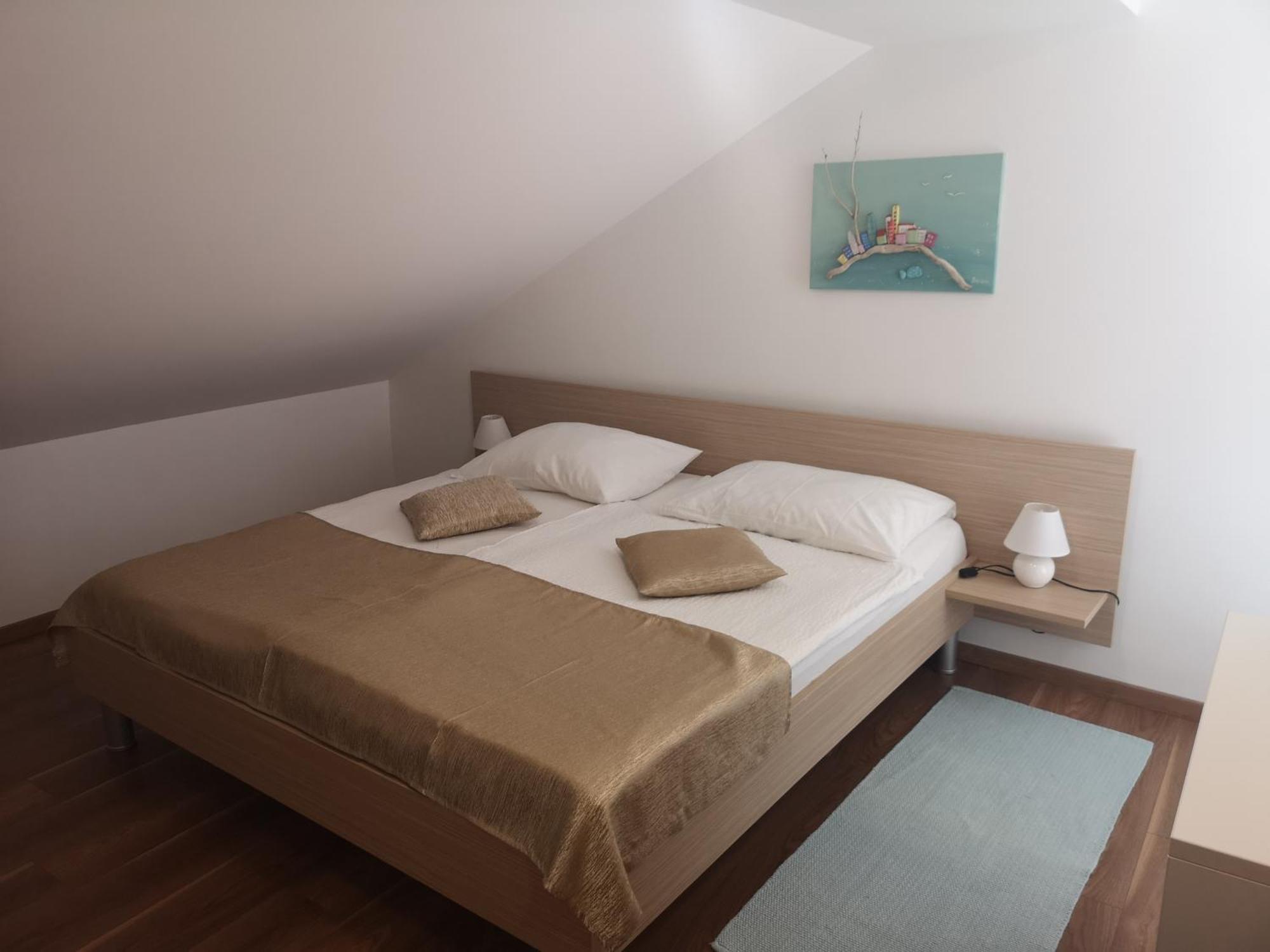 Rooms Vukusic Rab Town Exterior photo